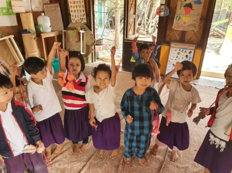 Kinder - Light of Love School